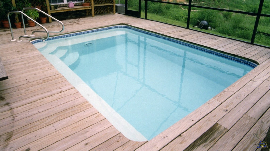 The Sea Isle is a petite, rectangular fiberglass swimming pool. It includes a wide array of bench seating leading & corner entry steps. Lastly, its flat bottom design makes it extremely comfortable for cooling off and soaking for water therapy.