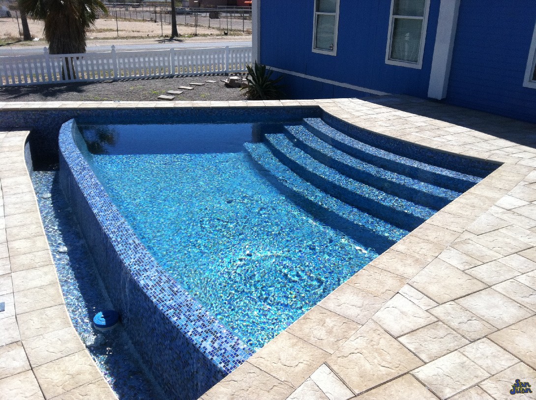 blue horizon swimming pool