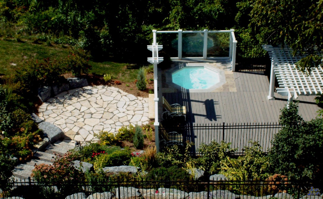 The Haven Spa is a modern shaped fiberglass spa with eight sides. It's a great choice for those home owners who love to entertain! With enough seating for 7-8 guests, you've got plenty of room for quality time in the great outdoors!