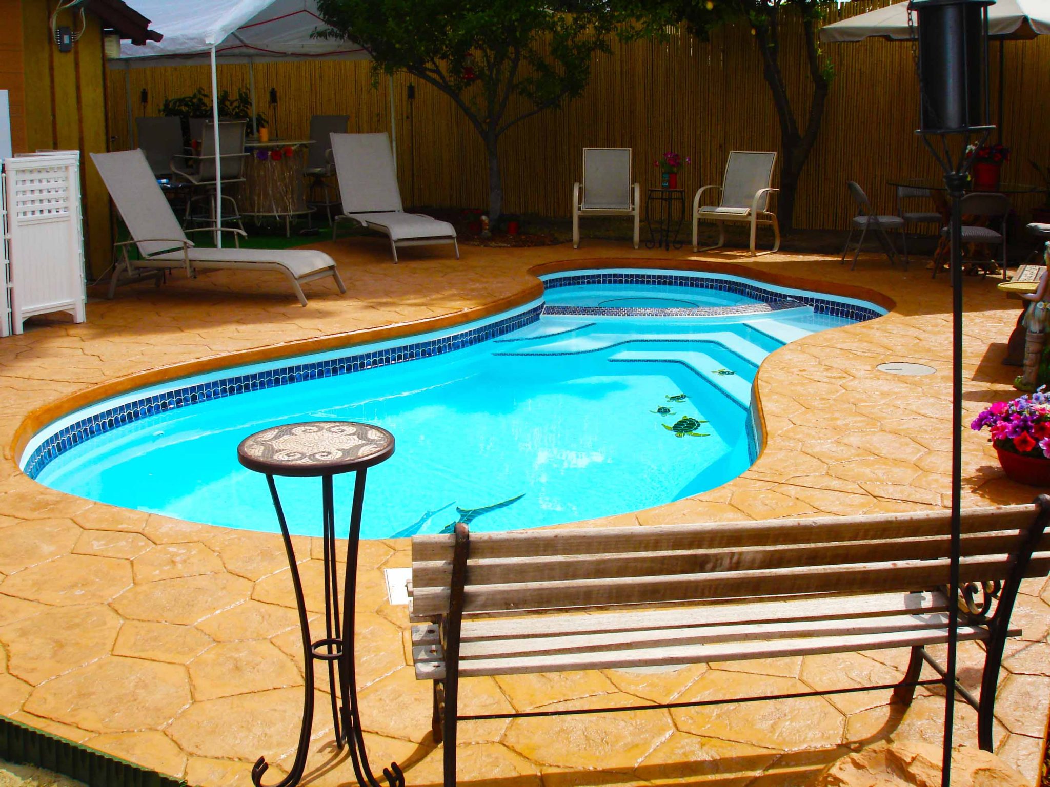 mandalay bay san juan pool