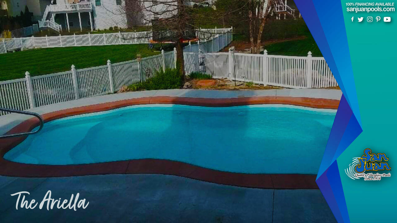 The Ariella – A Petite Free Form Fiberglass Swimming Pool
