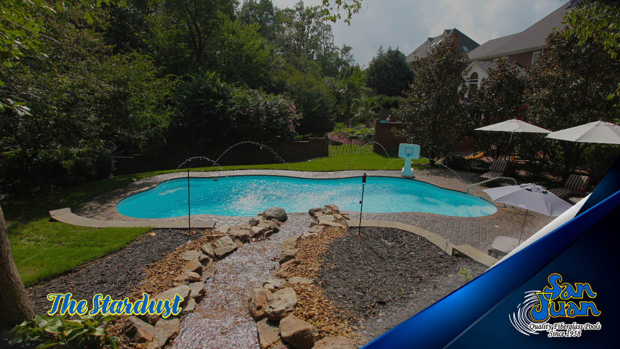 The Stardust is part of our Free Form swimming pool family.