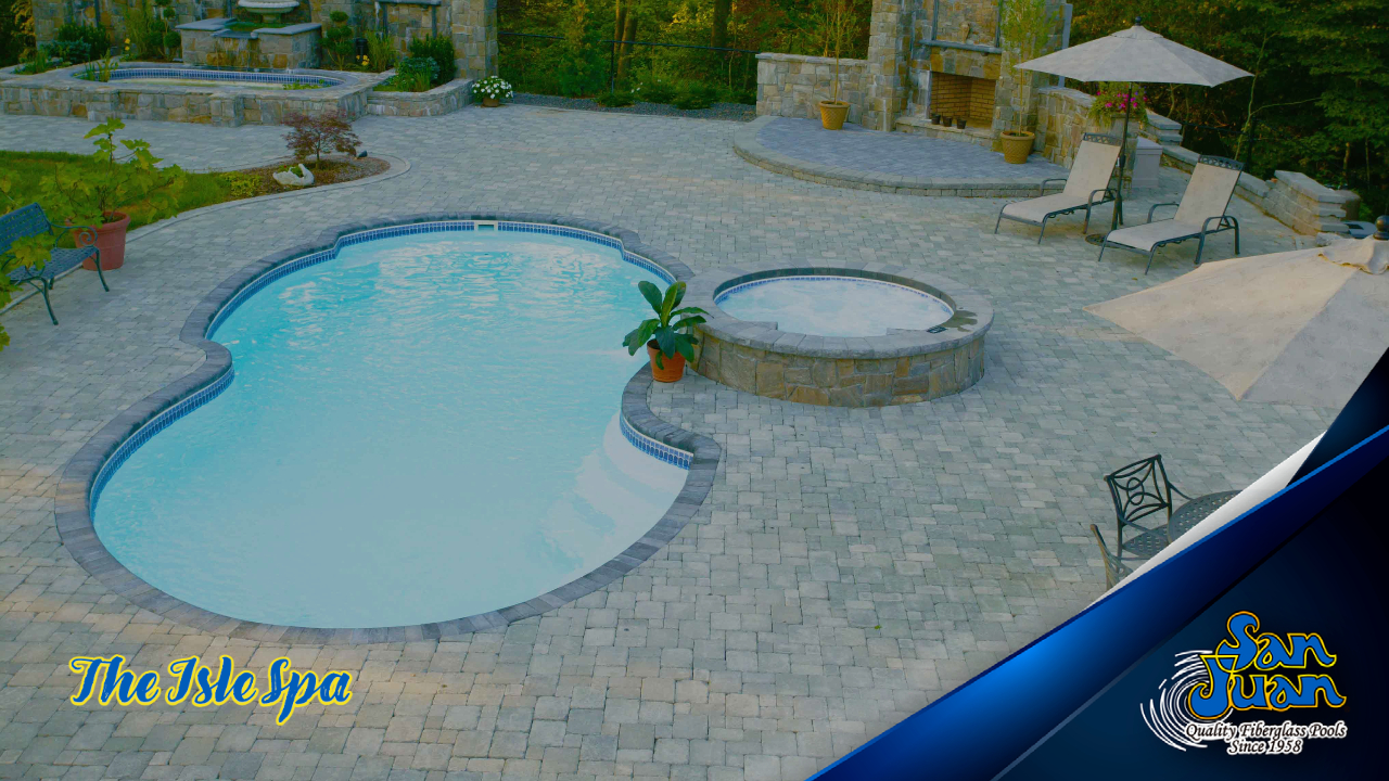 The Isle Spa – A Stunning Accent Spa for any Fiberglass Pool