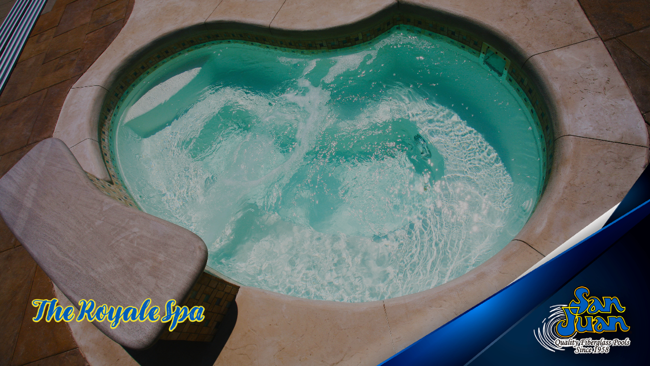 The Royale Spa - A Kidney Shaped Fiberglass Spa