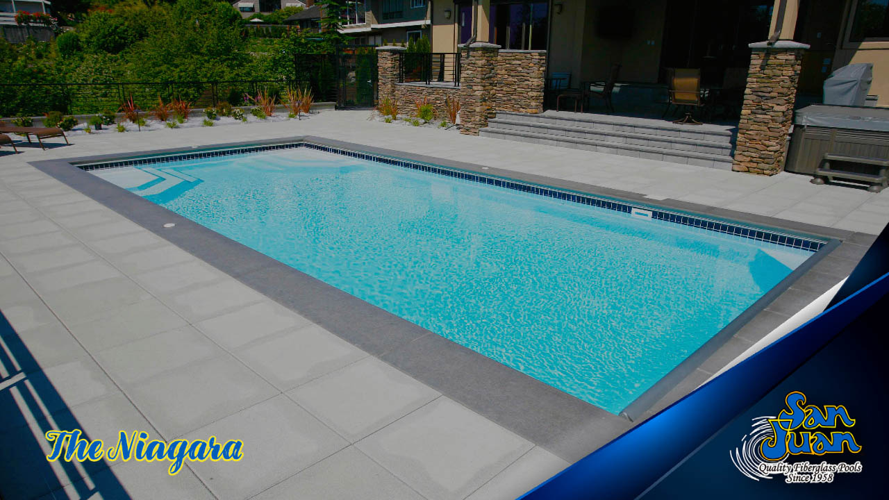 The Niagara – A Medium Size Deep End PoolThe Niagara – A Medium Size Deep End PoolThe Niagara – A Medium Size Deep End Pool