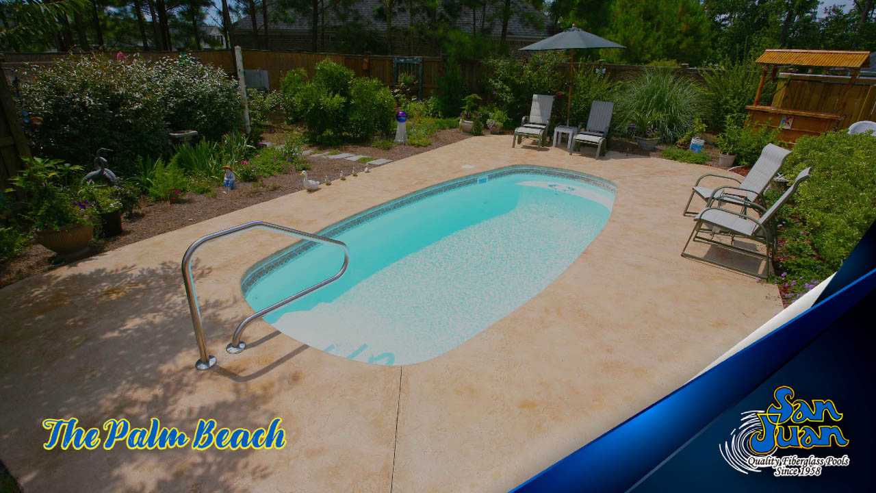 The Palm Beach – A Simple, Oval Pool Shape