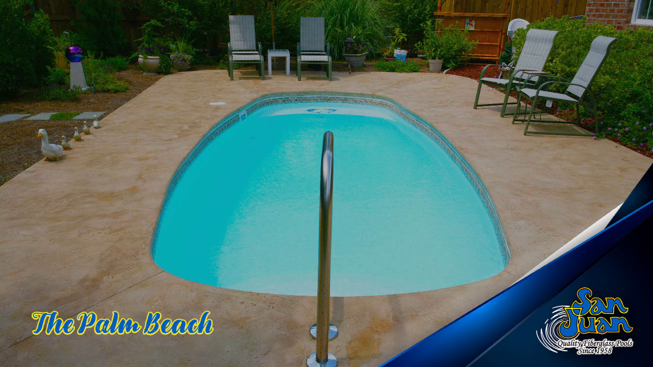 The Palm Beach – A Simple, Oval Pool Shape