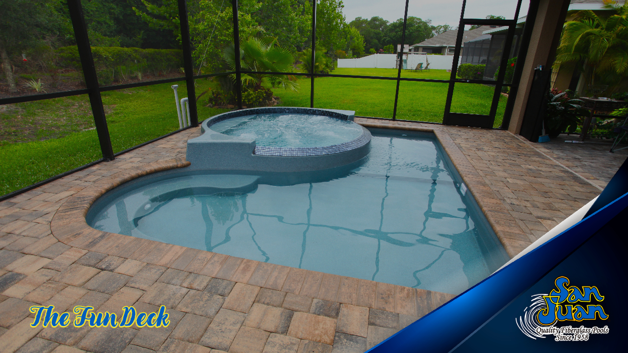 The Fun Deck – A Raised Radius Spa with Attached Splash Pad